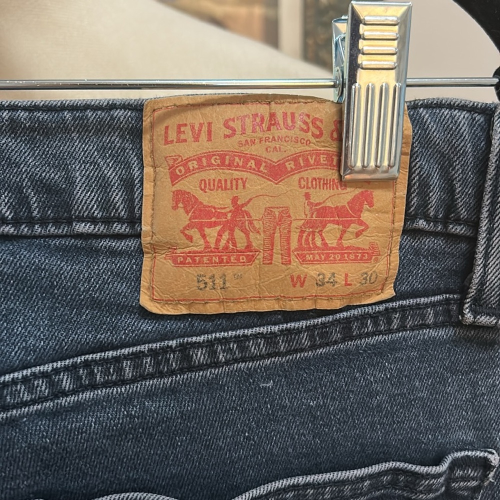 Levis 511 Jeans Dark Wash - Picture 5 of 11